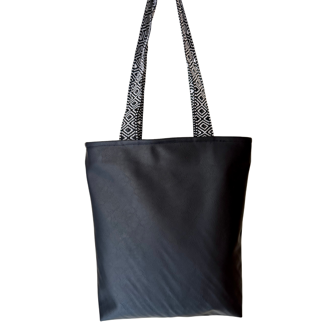 Bolso Totebag en Cuerina Negro Mosaico Floral - Image 3